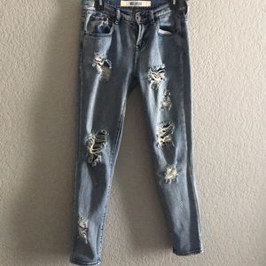 Brandy Melville Distressed bf jeans
